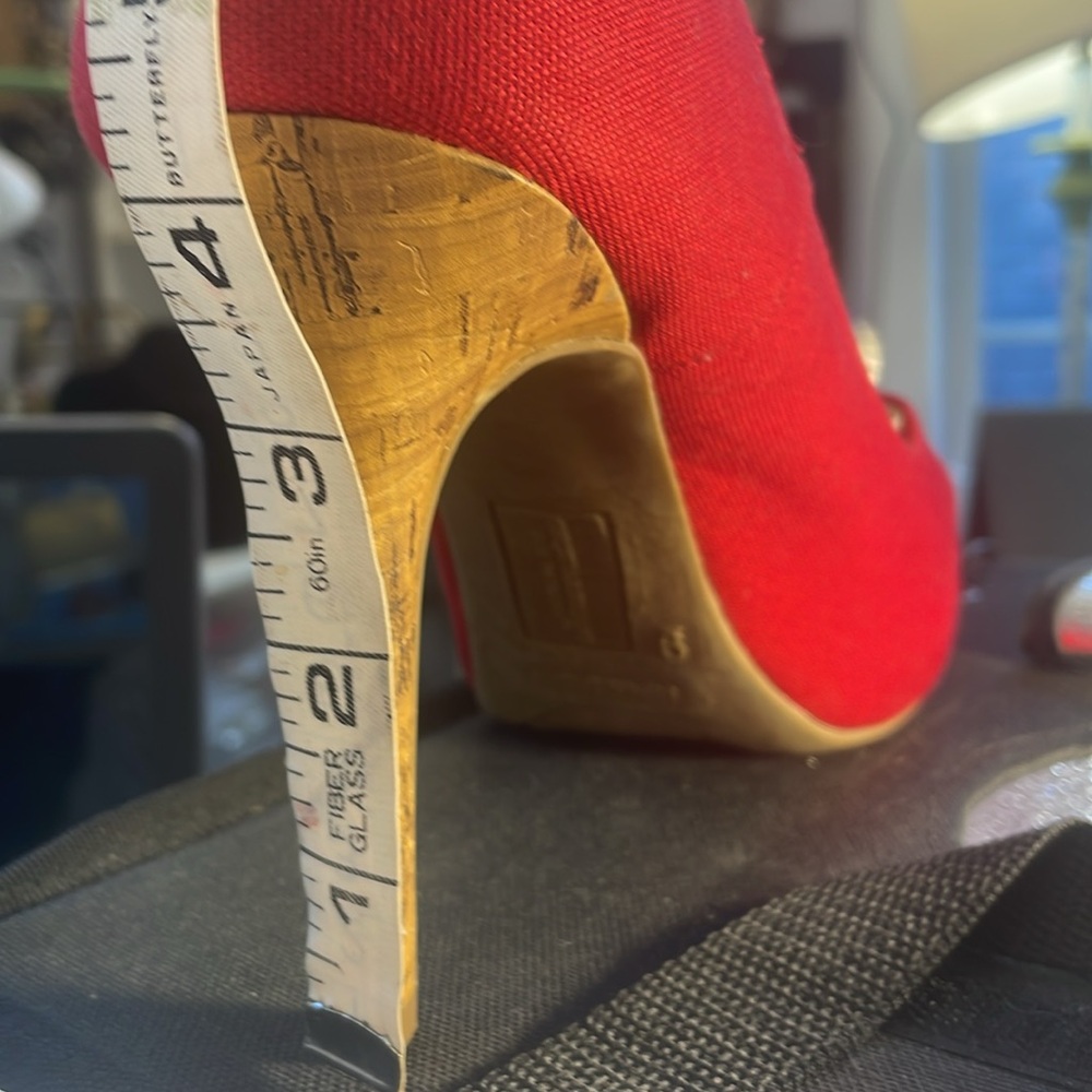 Christian Siriano Red Canvas Peep Toe With Cork Accents Size 9 - Picture 12 of 12